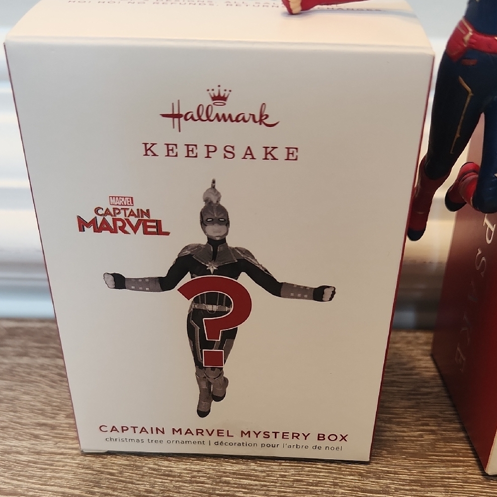 Hallmark Captain Marvel Keepsake Ornament - Picture 2 of 10